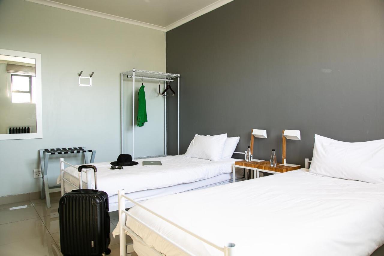 Zzzone Boutique Hostel Hermanus Exterior photo