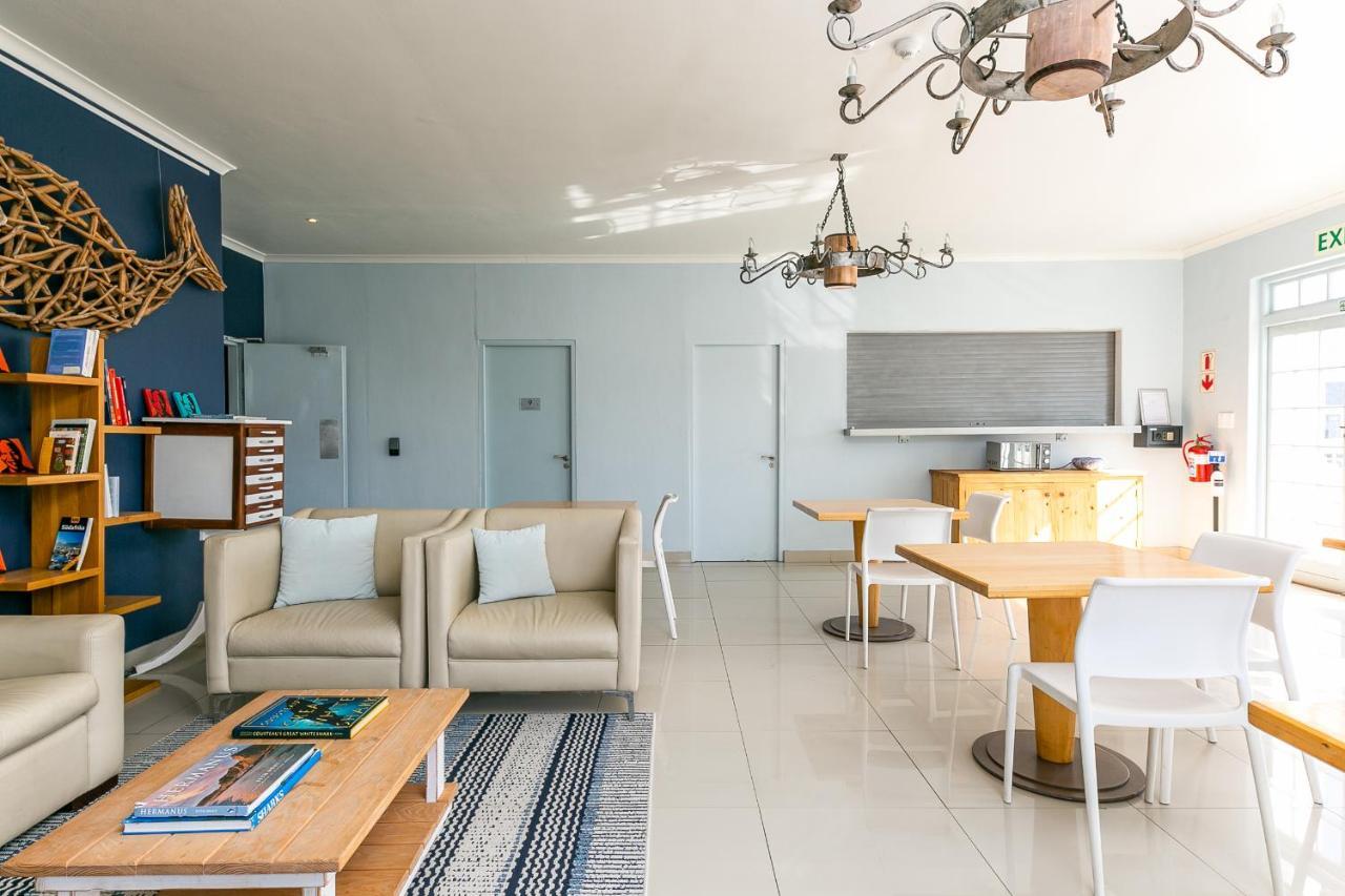Zzzone Boutique Hostel Hermanus Exterior photo