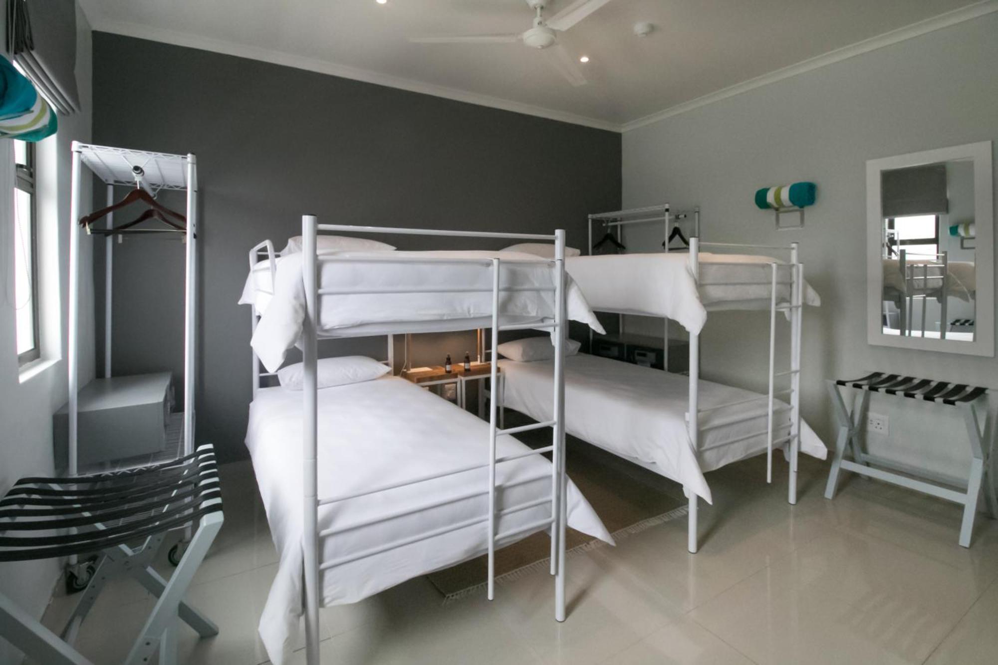 Zzzone Boutique Hostel Hermanus Exterior photo